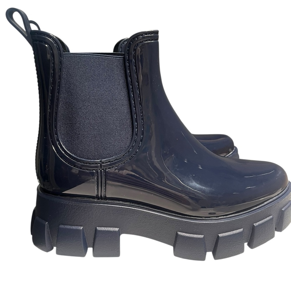 Navy Blue Chelsea Ankle Boots - Size 7.5